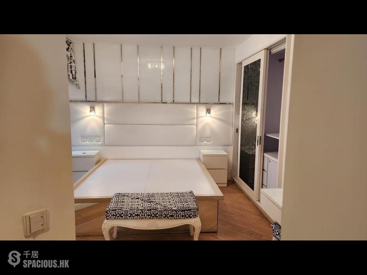 Hung Hom - Laguna Verde Phase 3 Costa Del Sol Block 15A 01