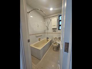 Tai Hang - Swiss Towers Block 4 (Block GH) 05