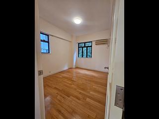 Tai Hang - Swiss Towers Block 4 (Block GH) 08