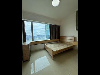 Whampoa Garden - Harbourfront Landmark Tower 3 07