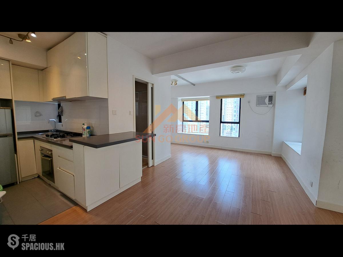 Poho - Rich View Terrace 01