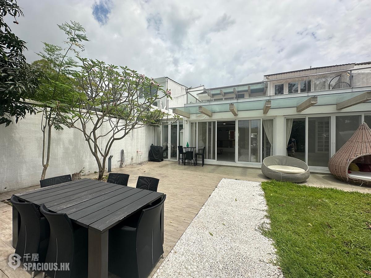 Discovery Bay - Discovery Bay Phase 1 Beach Village Headland Drive 01