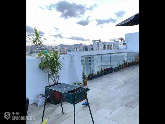Beacon Hill - Moonbeam Terrace 01