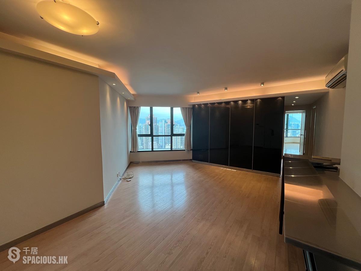 Mid Levels West - 80 Robinson Road 01