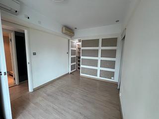 Mid Levels West - 80 Robinson Road 10