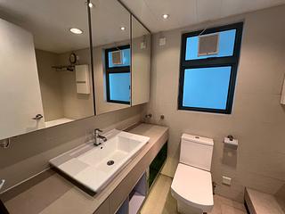 Mid Levels West - 80 Robinson Road 15