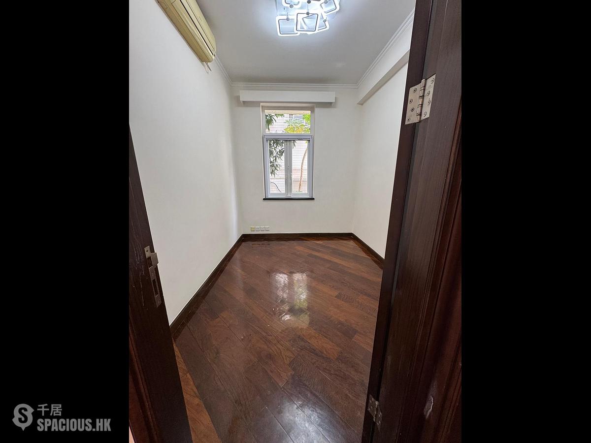 Yau Yat Chuen - 4, Osmanthus Road 01