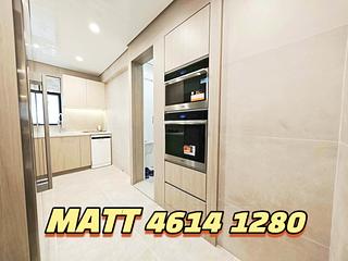 Mid Levels Central - Elegant Terrace 07