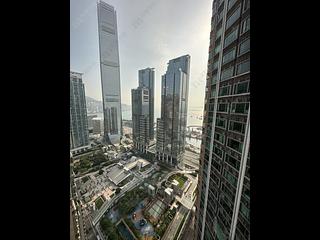 West Kowloon - Sorrento Phase 1 Block 6 09