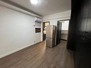 Mid Levels Central - Elegant Terrace 03