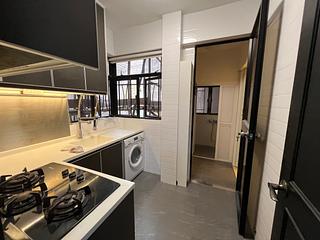 Mid Levels Central - Elegant Terrace 05