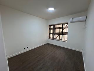Mid Levels Central - Elegant Terrace 09
