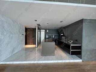 West Kowloon - The Cullinan (Tower 21 Zone 2 Luna Sky) 02