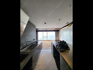 West Kowloon - The Cullinan (Tower 21 Zone 2 Luna Sky) 09
