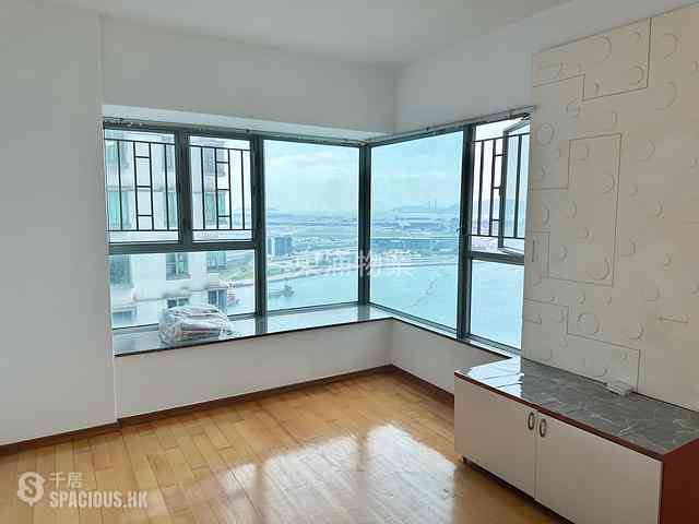 Tung Chung - Seaview Crescent Block 2 01