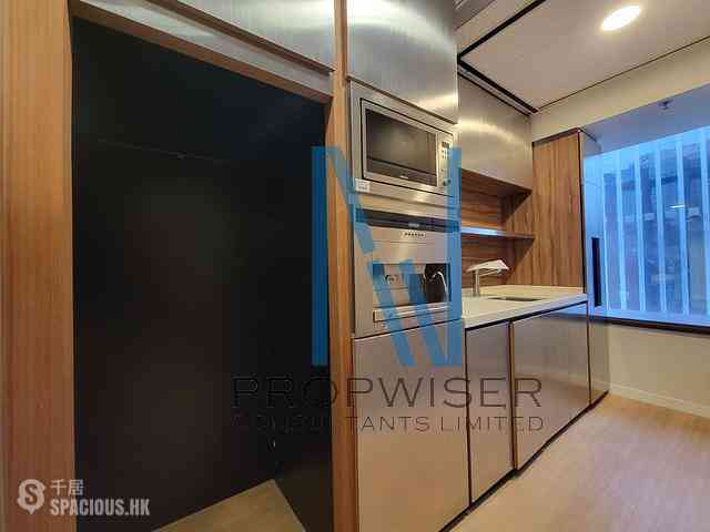 Wan Chai - Harbour Centre 10