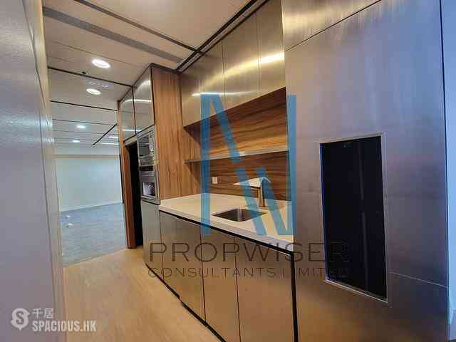 Wan Chai - Harbour Centre 11
