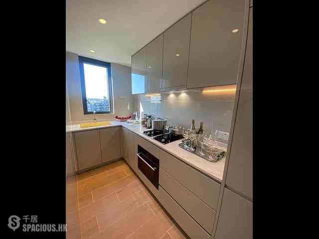 Gold Coast / So Kwun Wat - Oma Oma Tower 1A 04