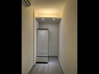 Mong Kok - Wing Wah Building 02