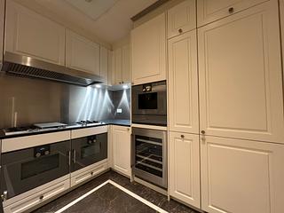 Mid Levels Central - The Morgan 16