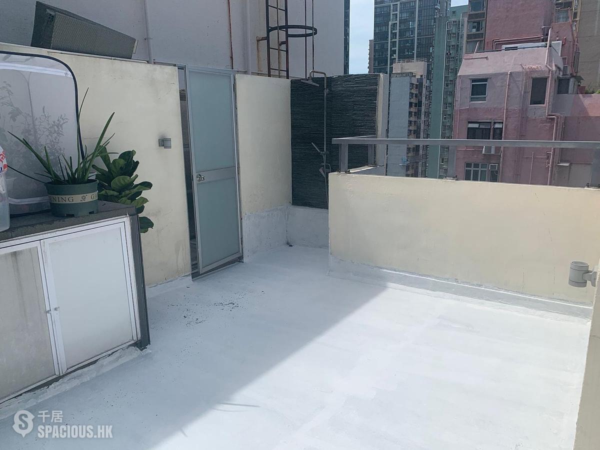 Sai Ying Pun - Comfort Court 01