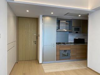 Fortress Hill - Harbour Glory 12