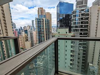 Wan Chai - The Avenue Phase 2 03