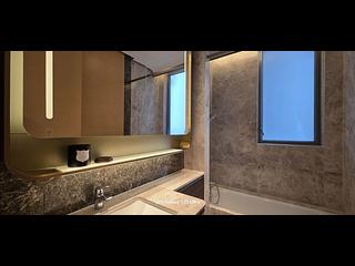 Wong Chuk Hang - The Southside Phase 2 La Marina Tower 2B 04