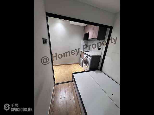 Tsim Sha Tsui - Comfort Building 03