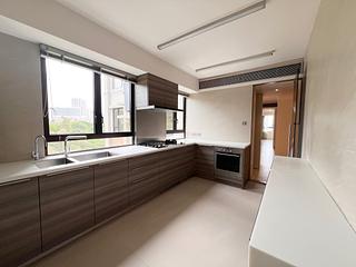 Braemar Hill - Wilshire Towers 09