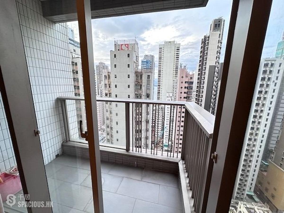 Sai Ying Pun - Island Crest Block 2 01