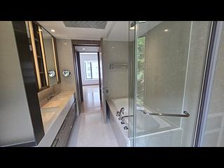 Mid Levels Central - Branksome Grande 13
