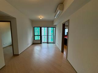 Wong Chuk Hang - The Southside Phase 1 Southland Tower 2A 02