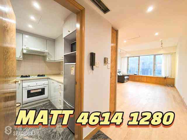 Wan Chai - Convention Plaza Apartments 01