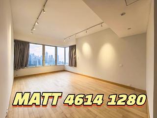 Wan Chai - Convention Plaza Apartments 10