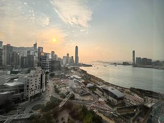 Wan Chai - Convention Plaza Apartments 08
