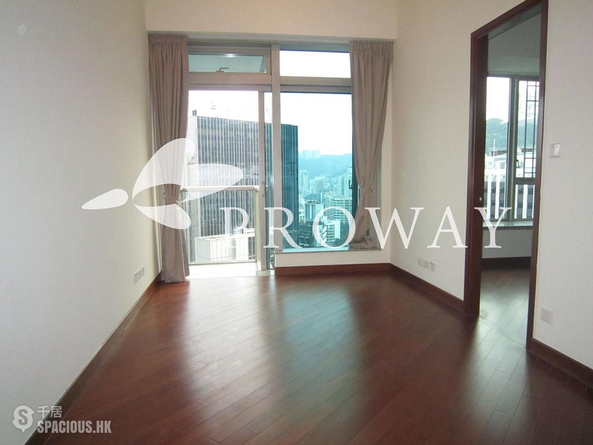 Wan Chai - The Avenue 01