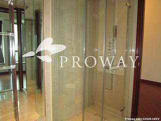 Wan Chai - The Avenue 09