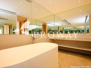 Wan Chai - Convention Plaza Apartments 06