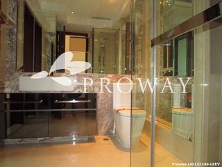 Wan Chai - The Avenue 10