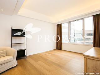 Wan Chai - Convention Plaza Apartments 08