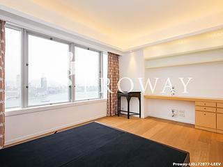 Wan Chai - Convention Plaza Apartments 10