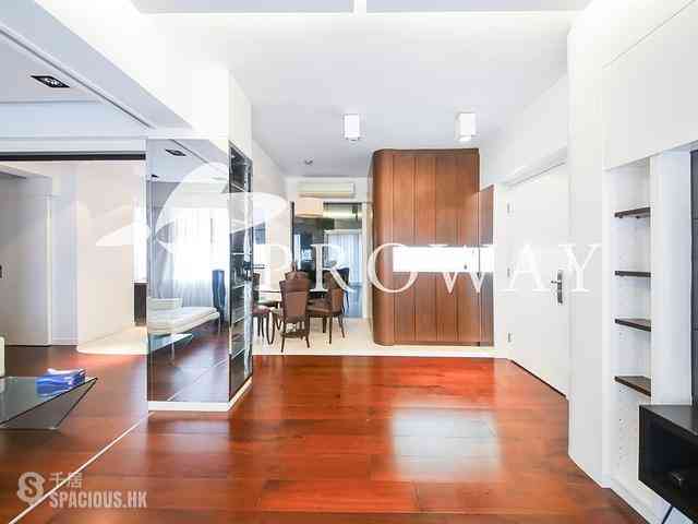 Mid Levels Central - Merry Court 01