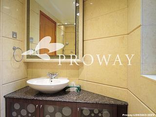 West Kowloon - The Arch 11