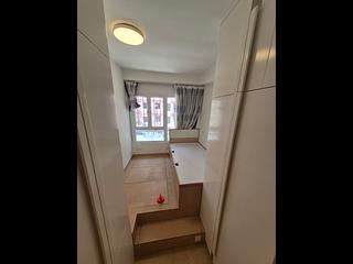 Wan Chai - Yick Shing Mansion 02