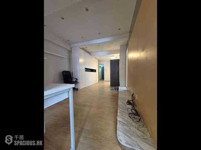 Wan Chai - Yick Shing Mansion 03