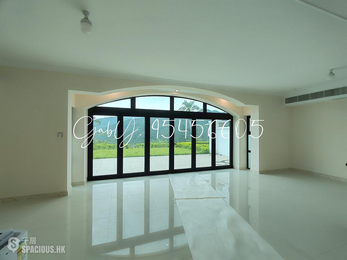 Stanley - Villa Rosa 01