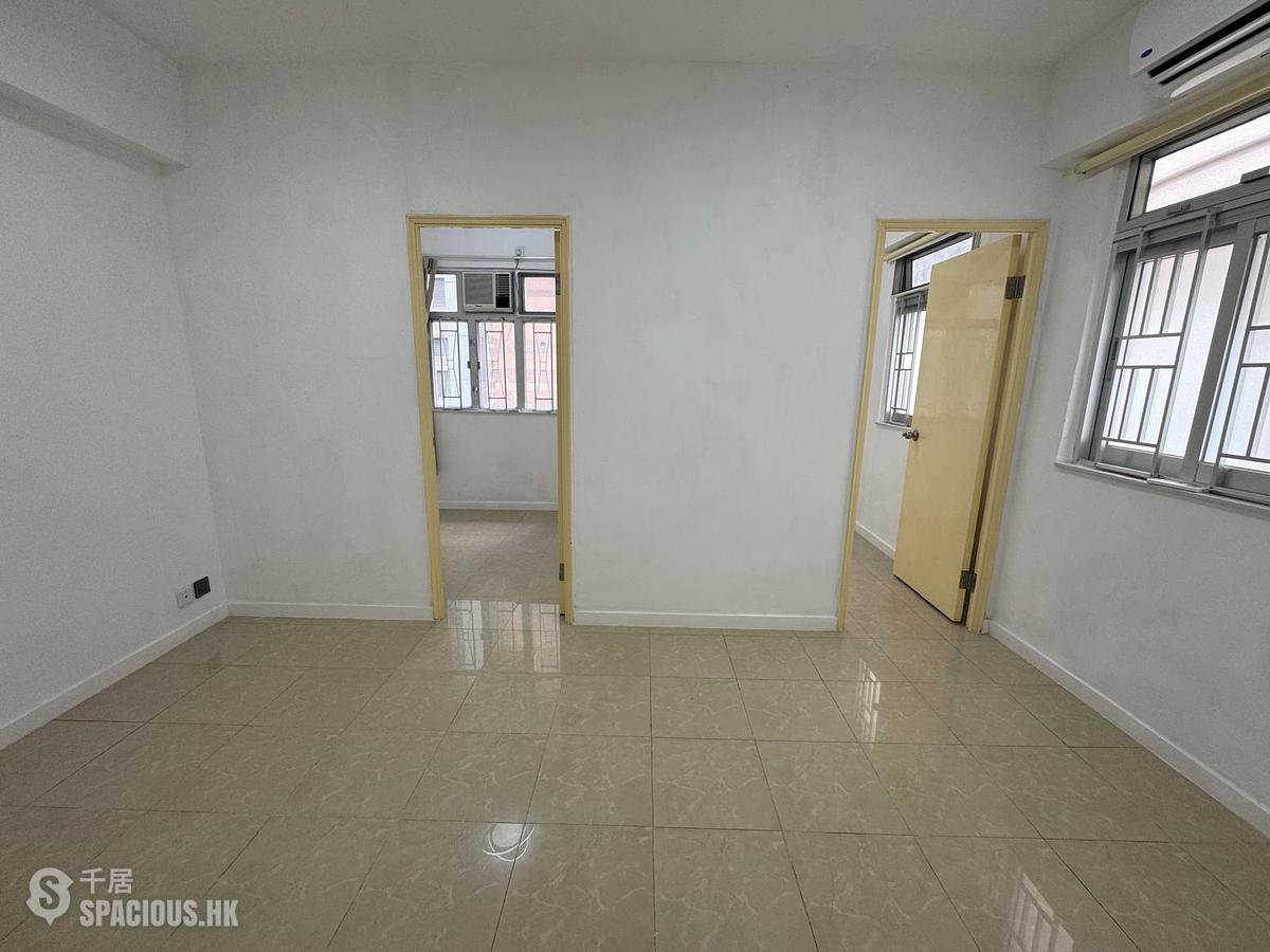 Kennedy Town - Kin Liong Mansion 01