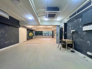 Wan Chai - Hang Tat Mansion 02