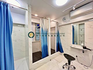 Wan Chai - Hang Tat Mansion 04